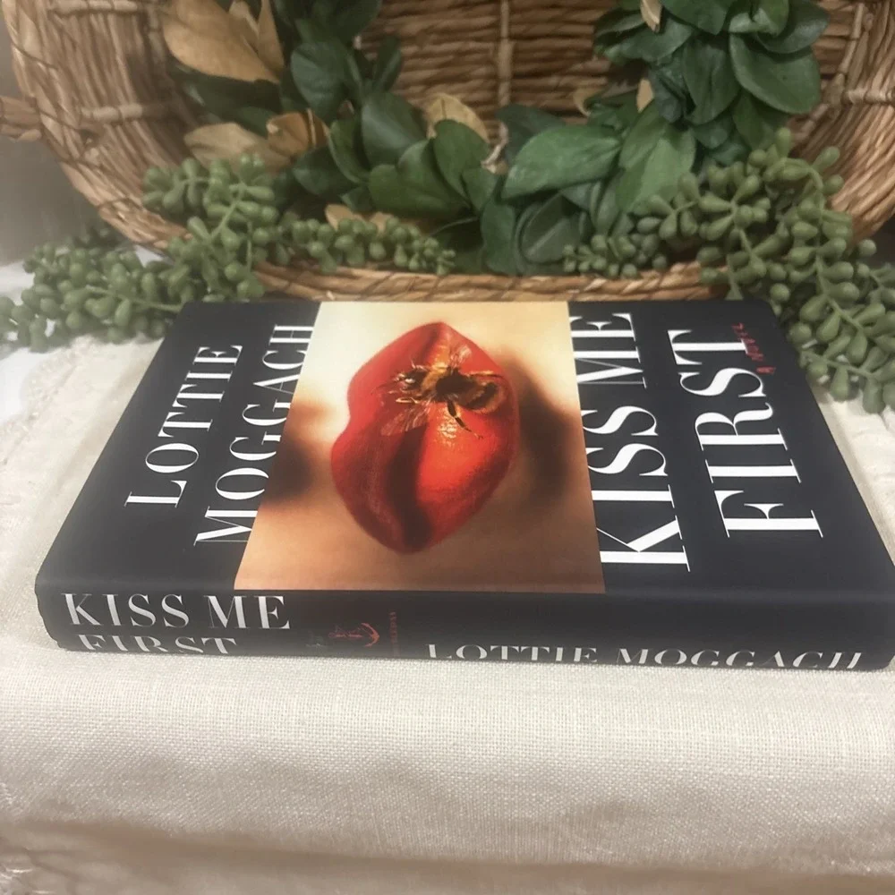 Kiss Me First by Lottie Moggach 2013, Hardcover First Edition Memorable Novel